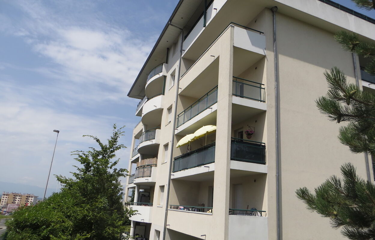 garage  pièces  m2 à louer à Annemasse (74100)