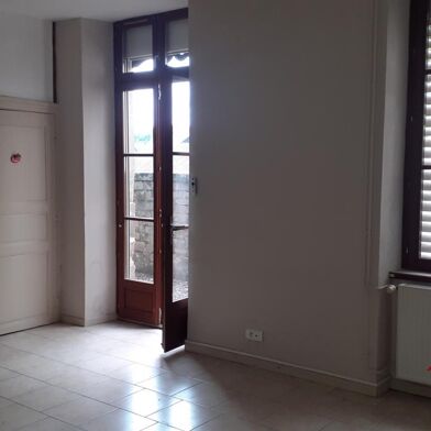 Maison 13 pièces 450 m²