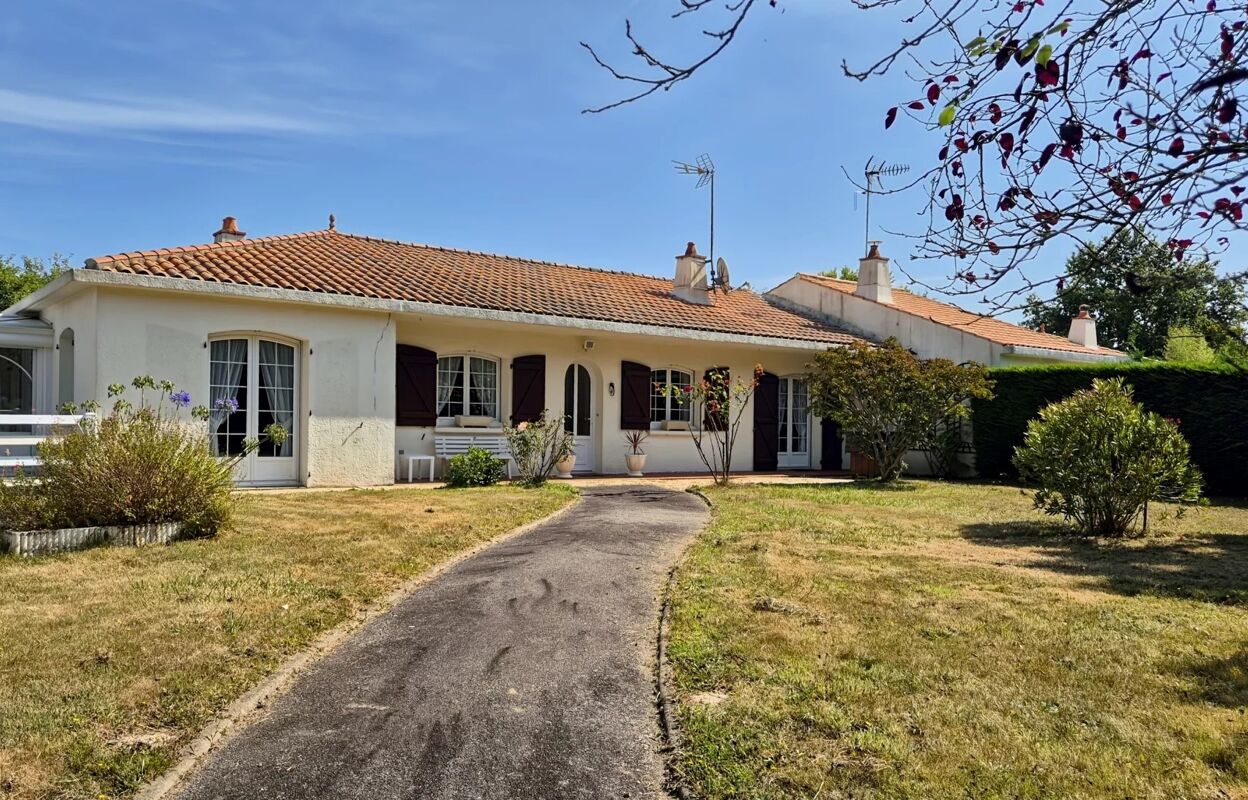 maison 5 pièces 116 m2 à vendre à Poiroux (85440)