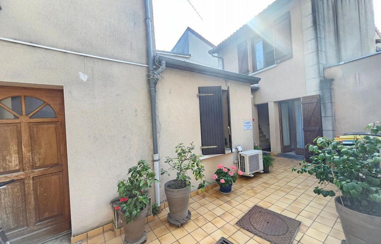 immeuble  pièces 175 m2 à vendre à Houilles (78800)