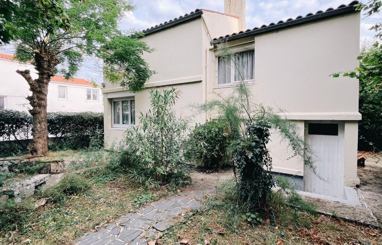 maison 5 pièces 94 m2 à vendre à La Rochelle (17000)