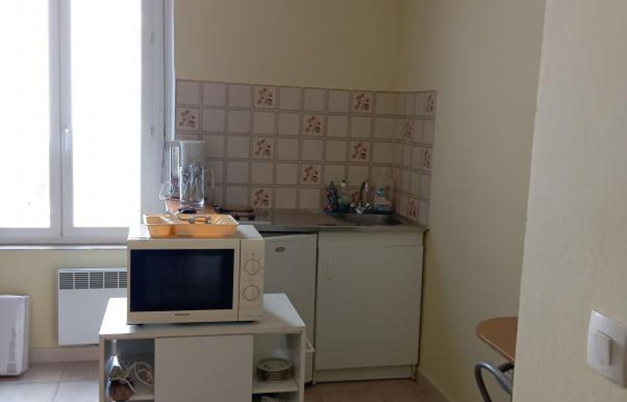 appartement 2 pièces 17 m2 à louer à Nîmes (30000)