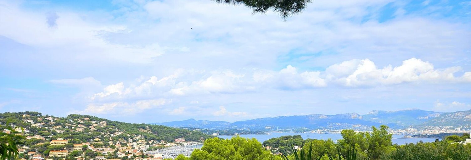 Appartement 4 Pièces 126 m² à vendre à Saint-Mandrier-sur-Mer (83430)