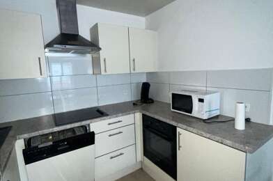 Appartement 3 pièces 730 €