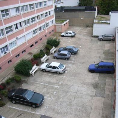 Garage  90 €
