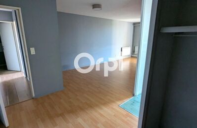 location appartement 690 € CC /mois à proximité de Saint-Amant-Tallende (63450)