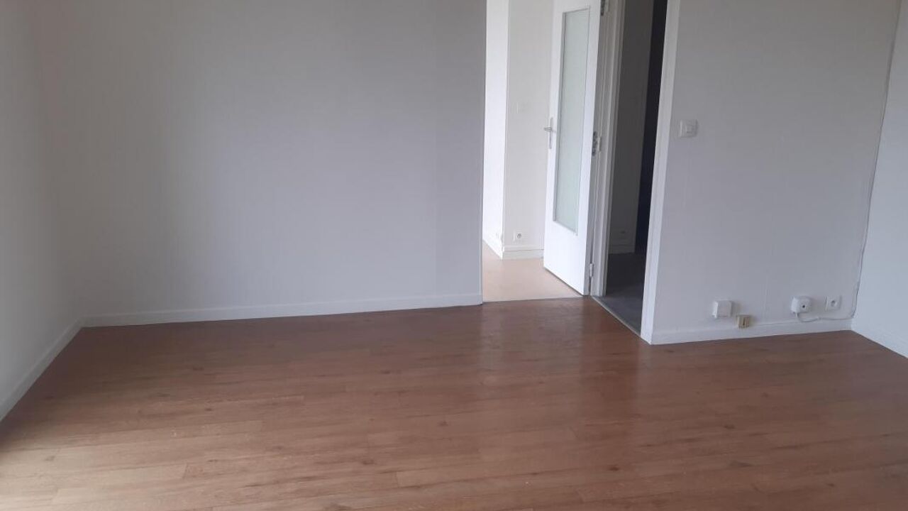 appartement 2 pièces 50 m2 à louer à La Châtre (36400)