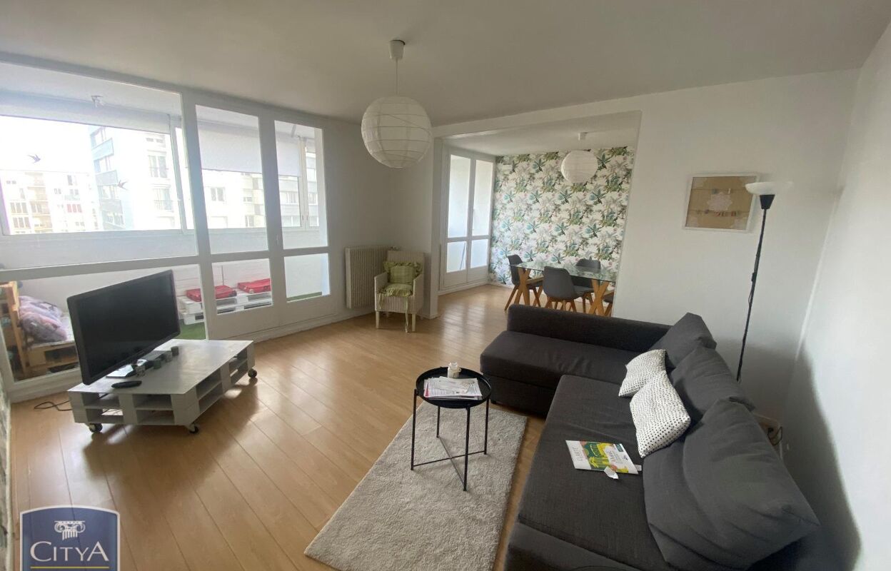 appartement 3 pièces 68 m2 à louer à Saint-Pierre-des-Corps (37700)