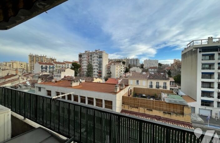 Vente appartement 2 pièces 43 m² Marseille 4 (13004) — photo 2