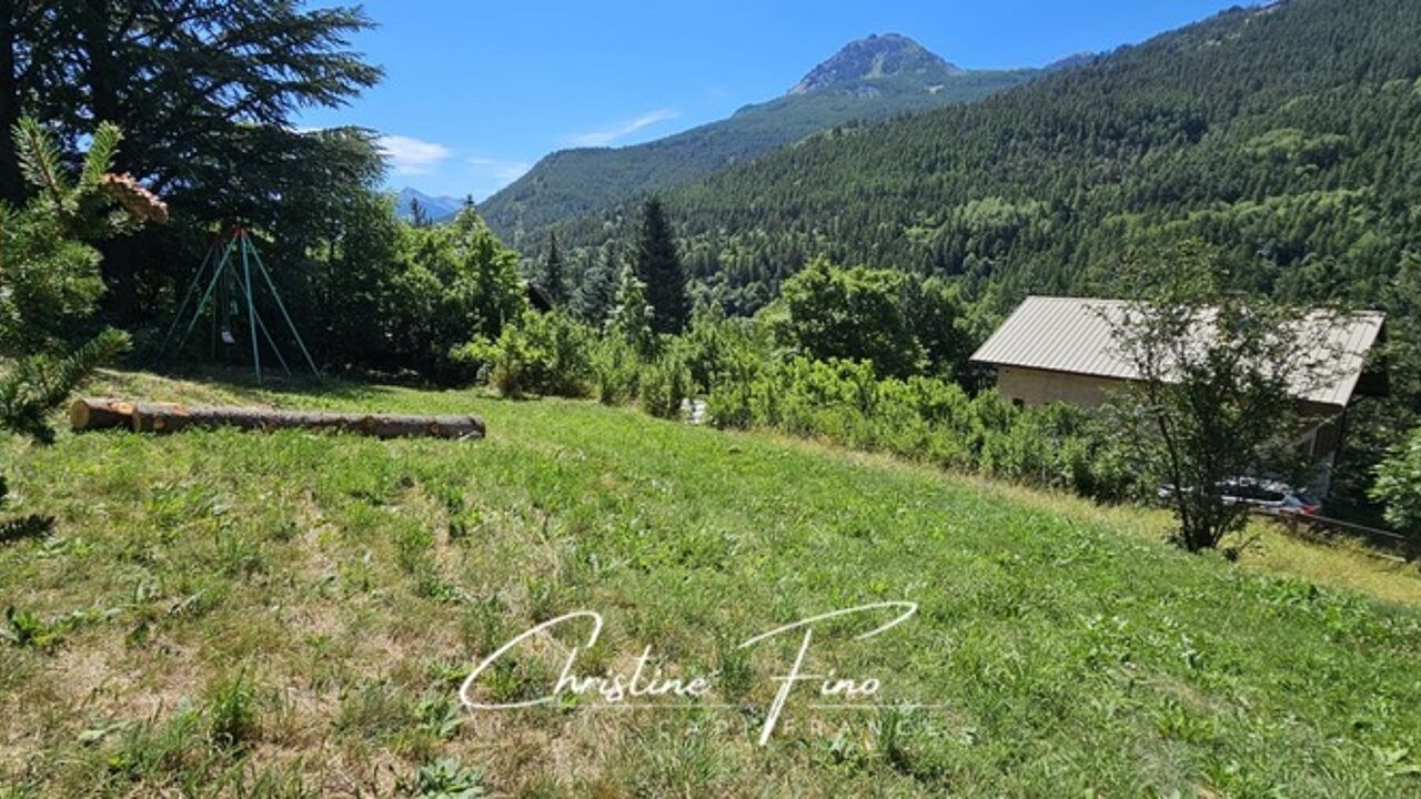 terrain  pièces 1017 m2 à vendre à La Salle-les-Alpes (05240)