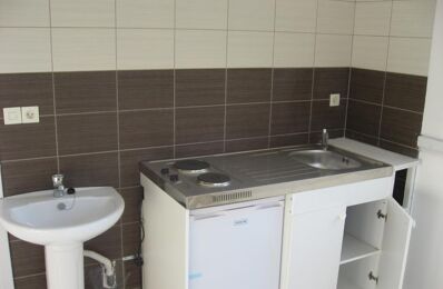 location appartement 560 € CC /mois à proximité de Villeneuve-d'Ascq (59)