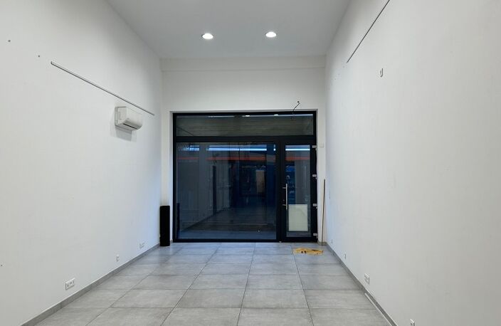 Commerce VALENCIENNES — photo 2