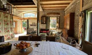 Maison 12 Pièces 300 m² à vendre à Sully (71360)