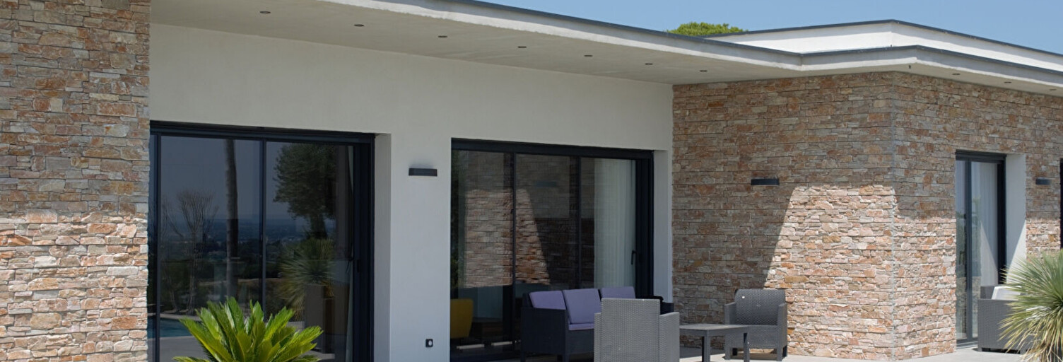 Maison 8 Pièces 307 m² à vendre à Nîmes (30900)