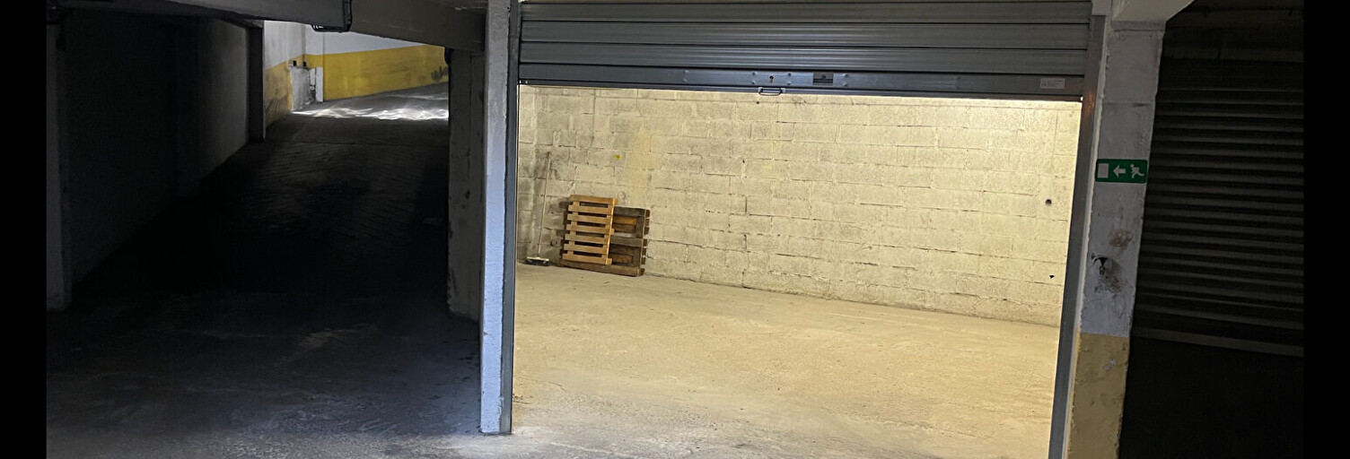 Garage  28 m² à vendre à Nice (06200)
