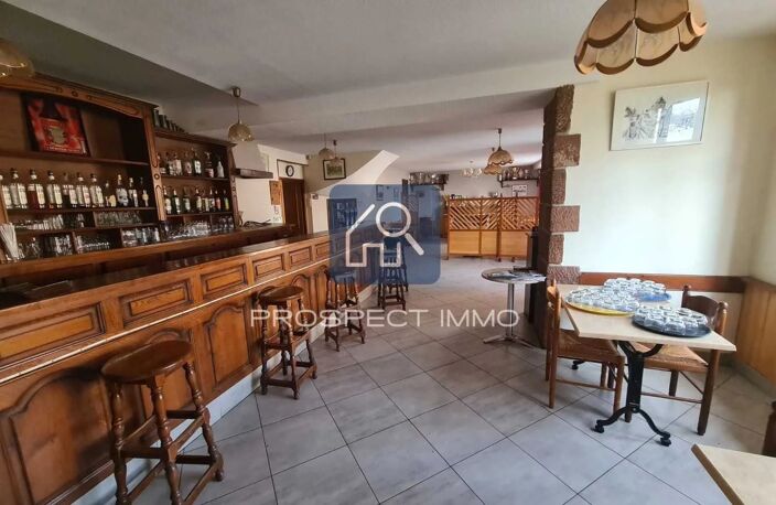 Ensemble immobilier à Lassouts — photo 4