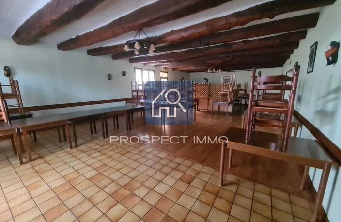 Ensemble immobilier à Lassouts — photo 5