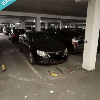 Parking 12 m²