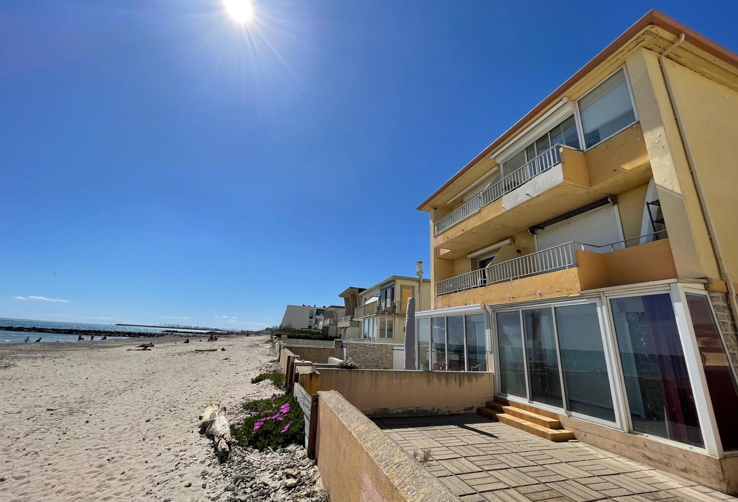 PALAVAS LES FLOTS 1ERE LIGNE T3 54M2 AVEC TERRASSE ET PARKIN — photo 1
