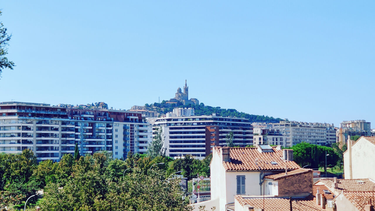 appartement 2 pièces 47 m2 à louer à Marseille 2 (13002)