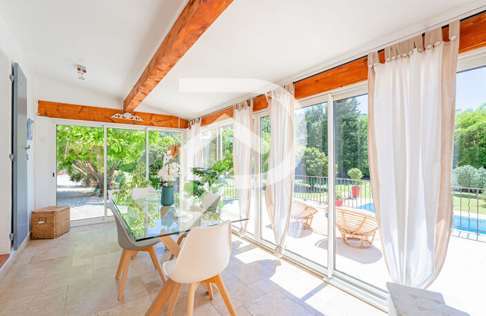 Ansouis -Villa Pp de 100 m2 hab sur 2 951 m2 jardin — photo 3