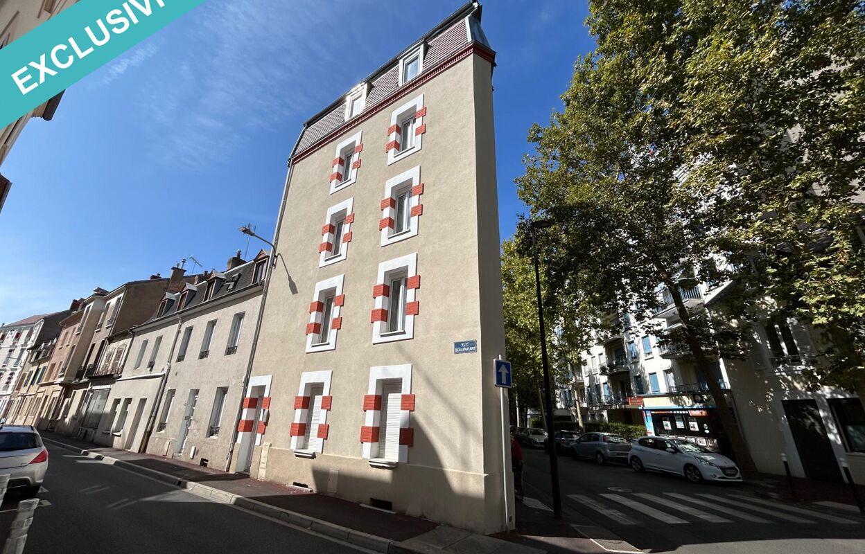 immeuble  pièces 115 m2 à vendre à Vichy (03200)