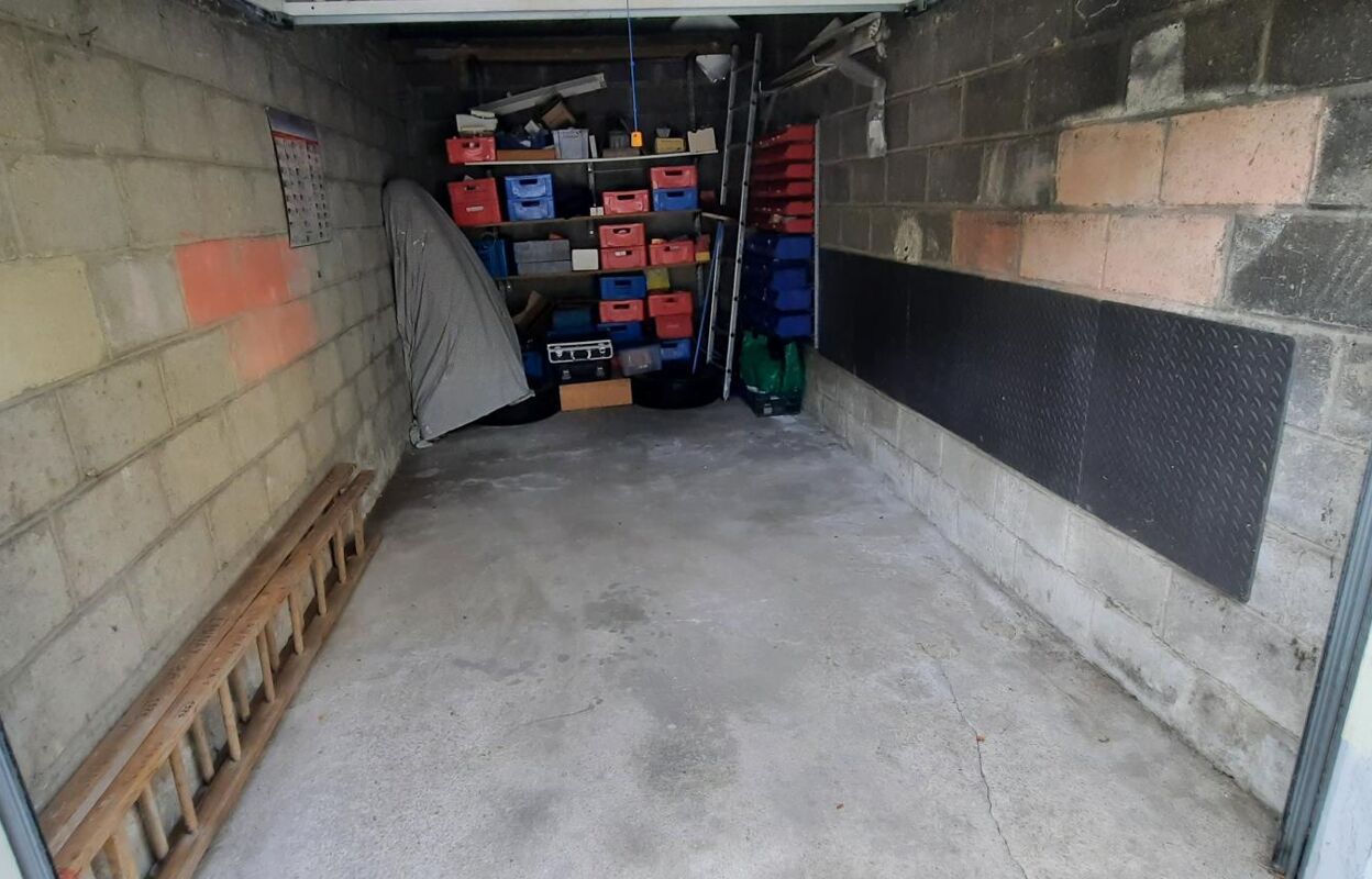 garage  pièces 12 m2 à vendre à Chilly-Mazarin (91380)