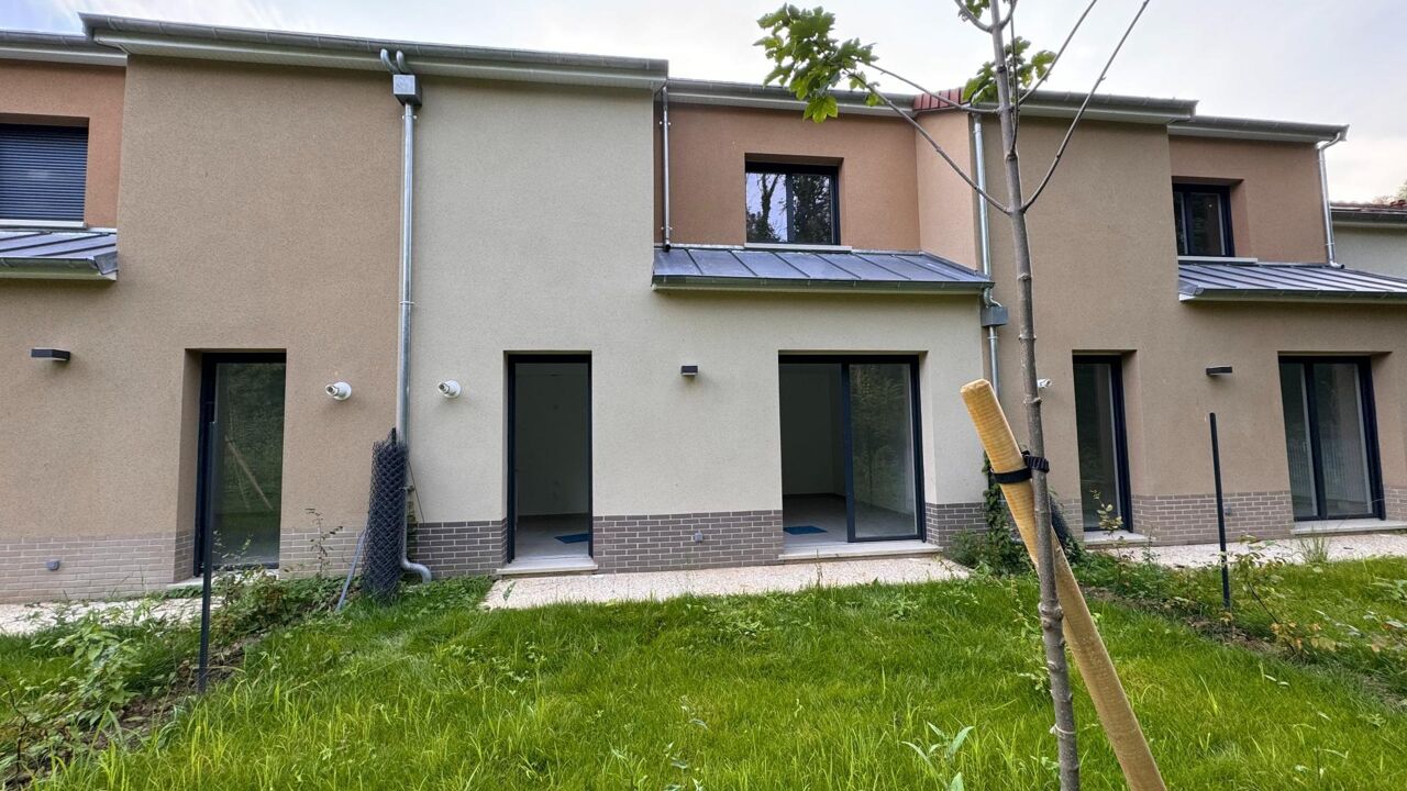 maison 5 pièces 82 m2 à vendre à La Queue-en-Brie (94510)