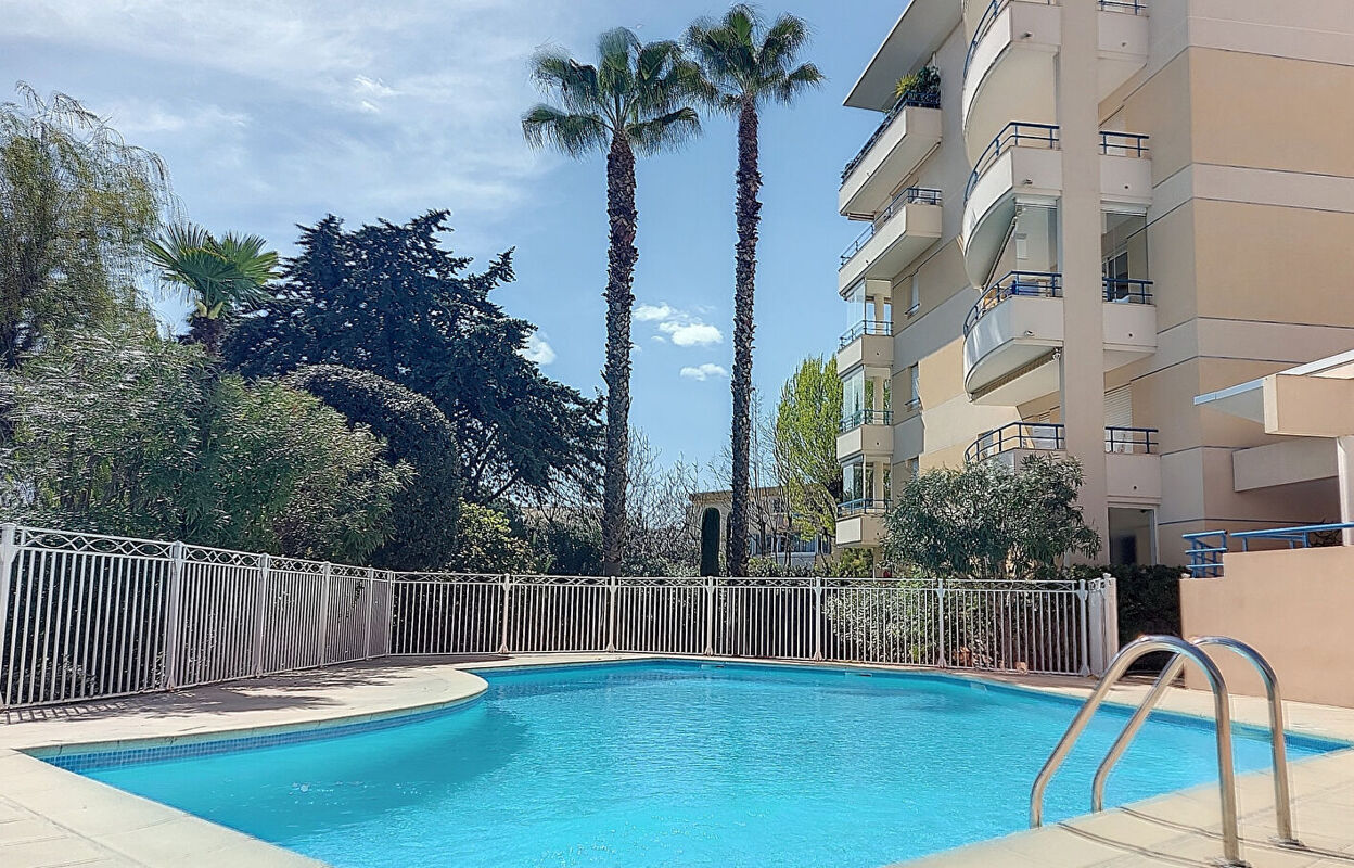 appartement 2 pièces 37 m2 à vendre à Fréjus (83600)