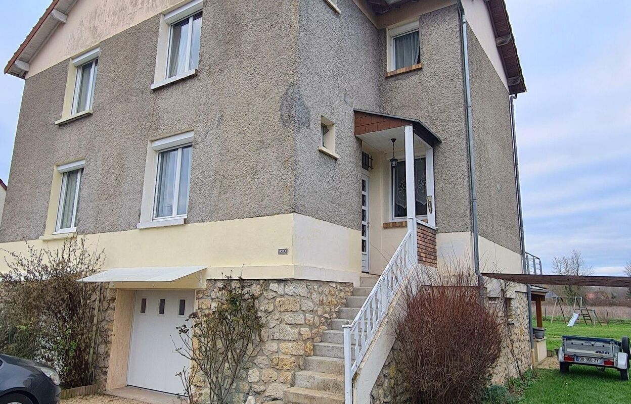 maison 5 pièces 93 m2 à vendre à Milly-la-Forêt (91490)