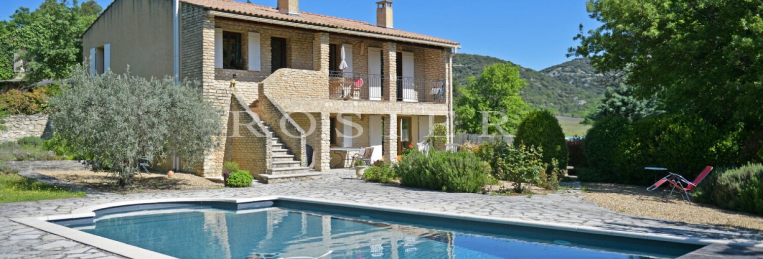 Maison 7 Pièces 180 m² à vendre à Murs (84220)