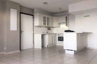 location appartement 931 € CC /mois à proximité de La Penne-sur-Huveaune (13821)