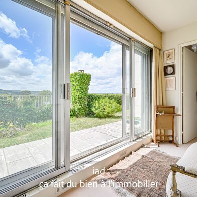 Appartement 7 pièces 232 m²