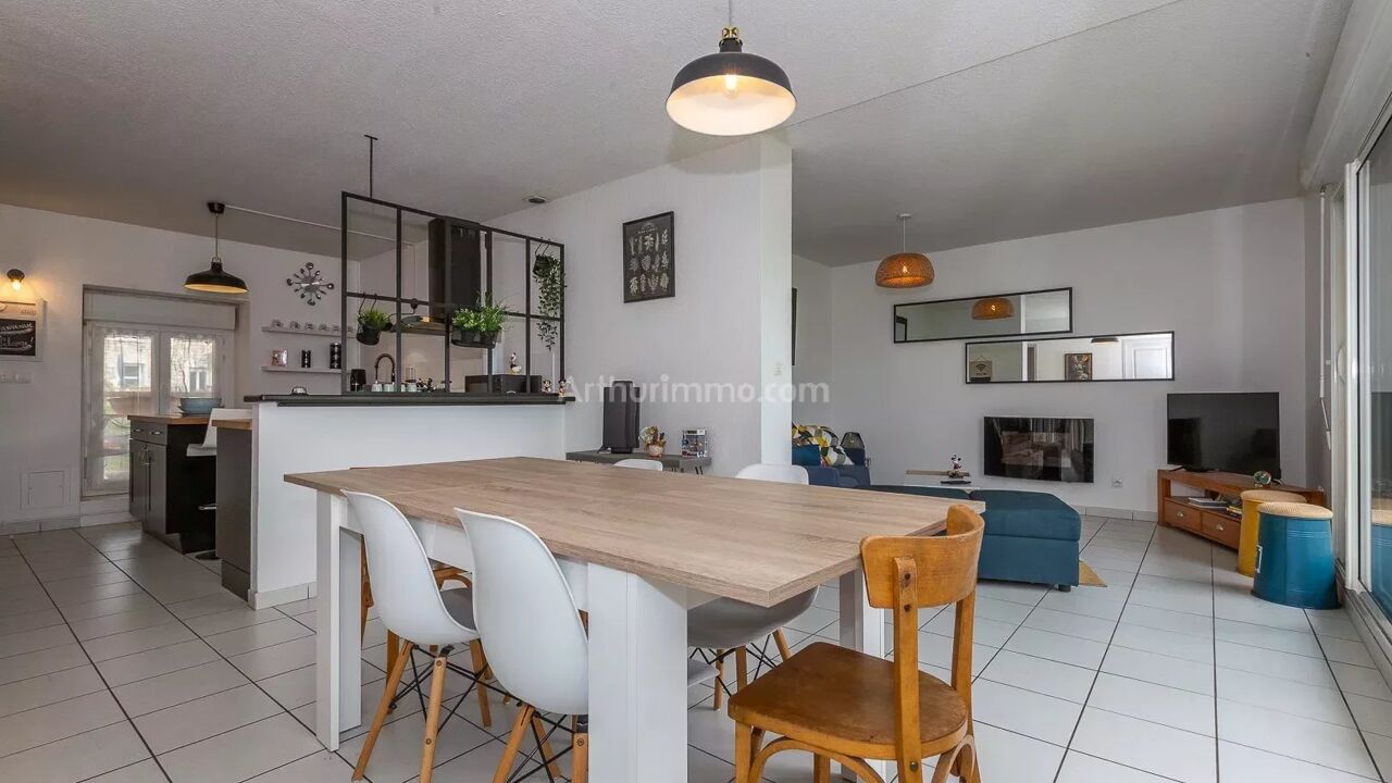 appartement 4 pièces 81 m2 à vendre à Morestel (38510)