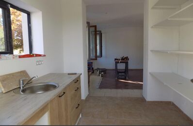 location appartement 590 € CC /mois à proximité de Goudargues (30630)