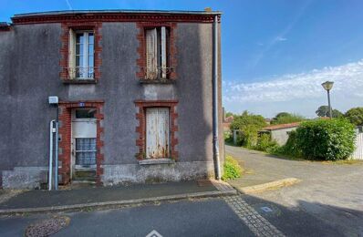 vente maison 38 150 € à proximité de Montournais (85700)