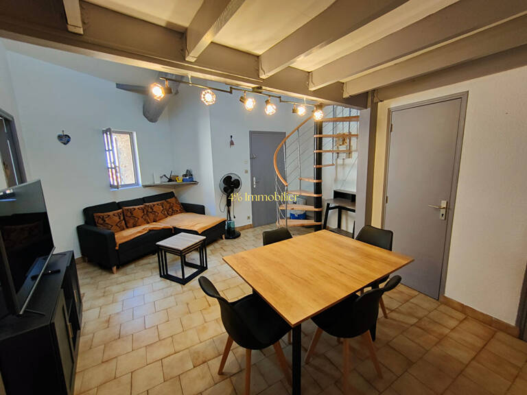 Appartement meublé au centre-ville d'Agde , dernier étage , Idéal investissement ou pied-à-terre — photo 1
