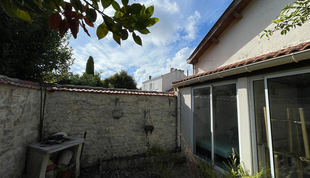 Villa / Maison 4 pièces  à vendre Rochelle (La) 17000