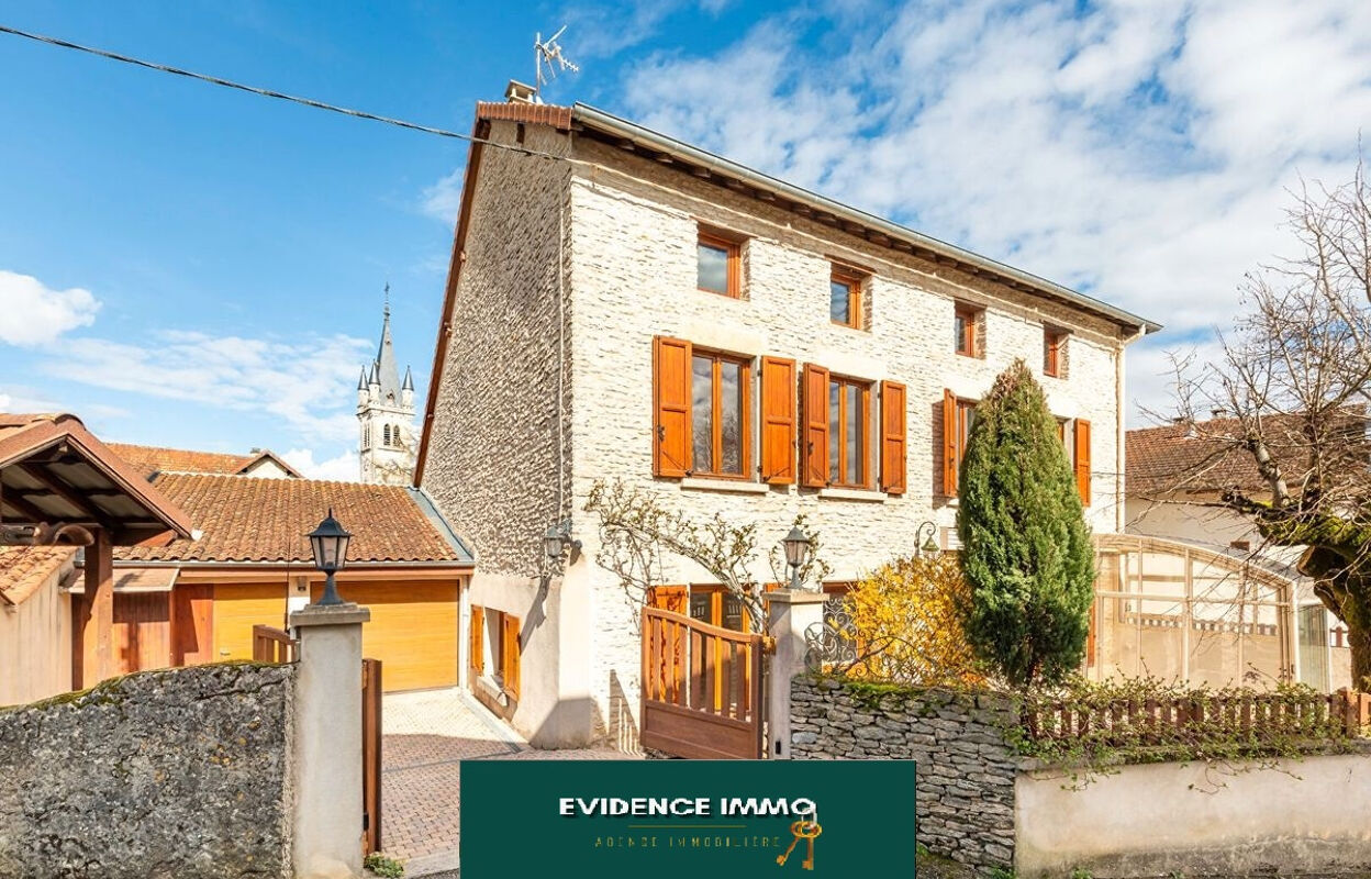 maison 6 pièces 198 m2 à vendre à Crémieu (38460)