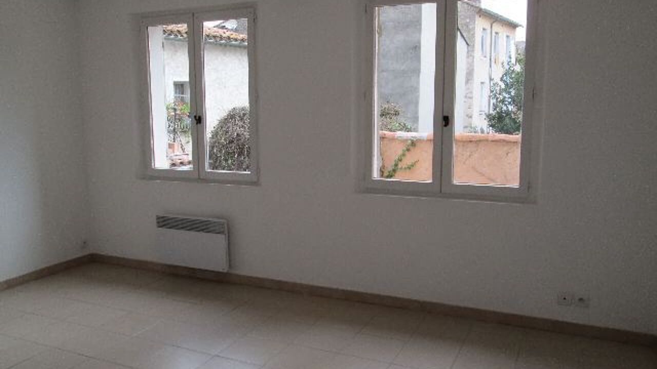 appartement 2 pièces 34 m2 à louer à Ollioules (83190)