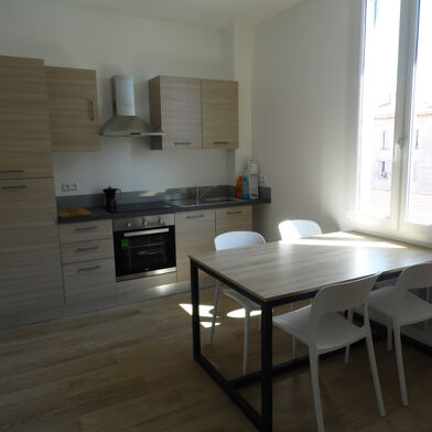 Appartement 1 pièce 94 m²