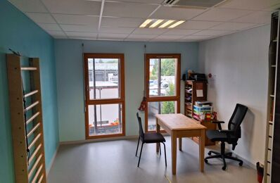 location bureau 459 € CC /mois à proximité de Saint-Alban-de-Montbel (73610)