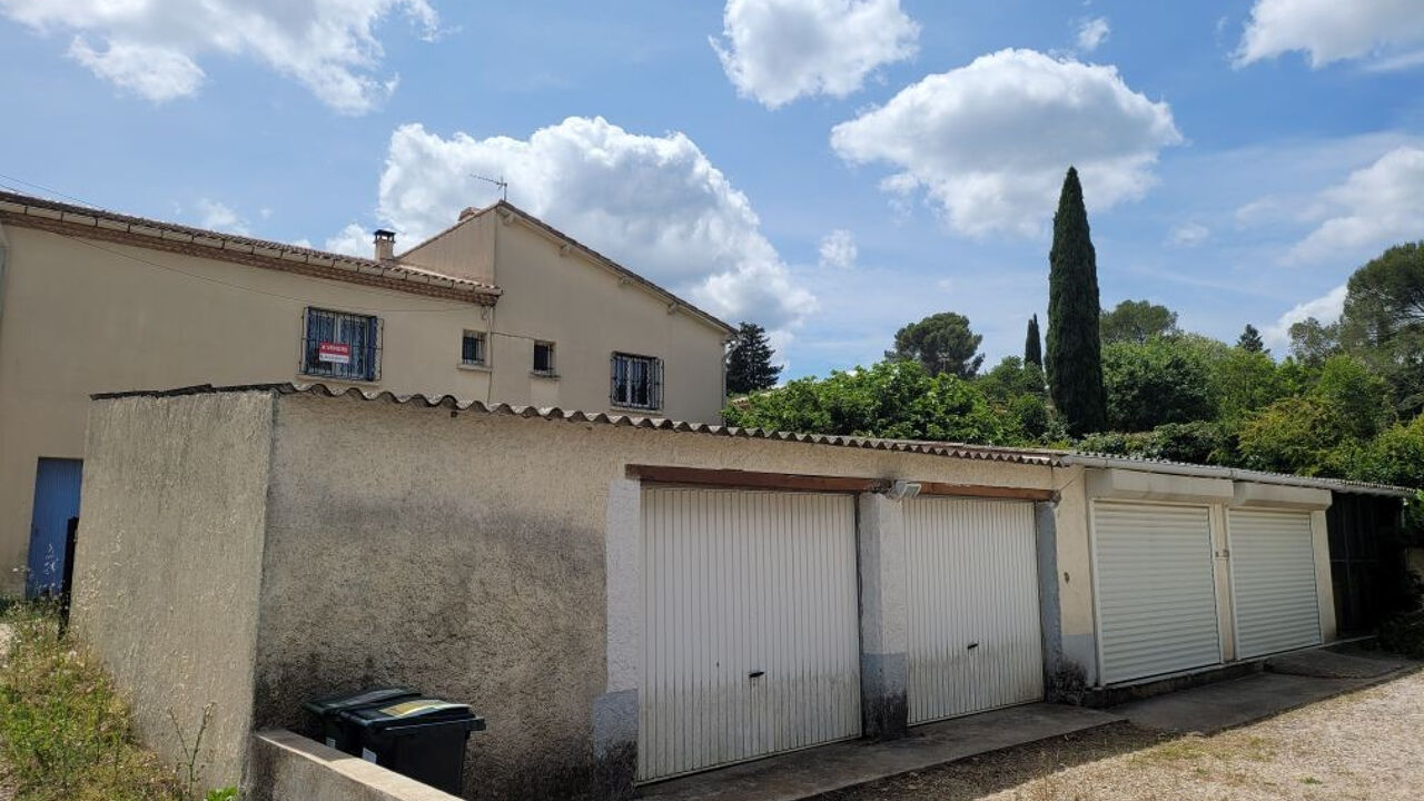 terrain  pièces 240 m2 à vendre à Nîmes (30000)