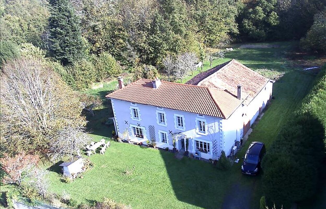 maison 5 pièces 154 m2 à vendre à Champagnac-la-Rivière (87150)