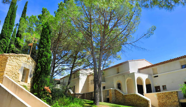 Appartement 3 pièces  à vendre Beaumettes 84220