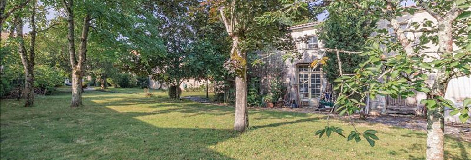 Maison 9 Pièces 316 m² à vendre à Tonnay-Charente (17430)