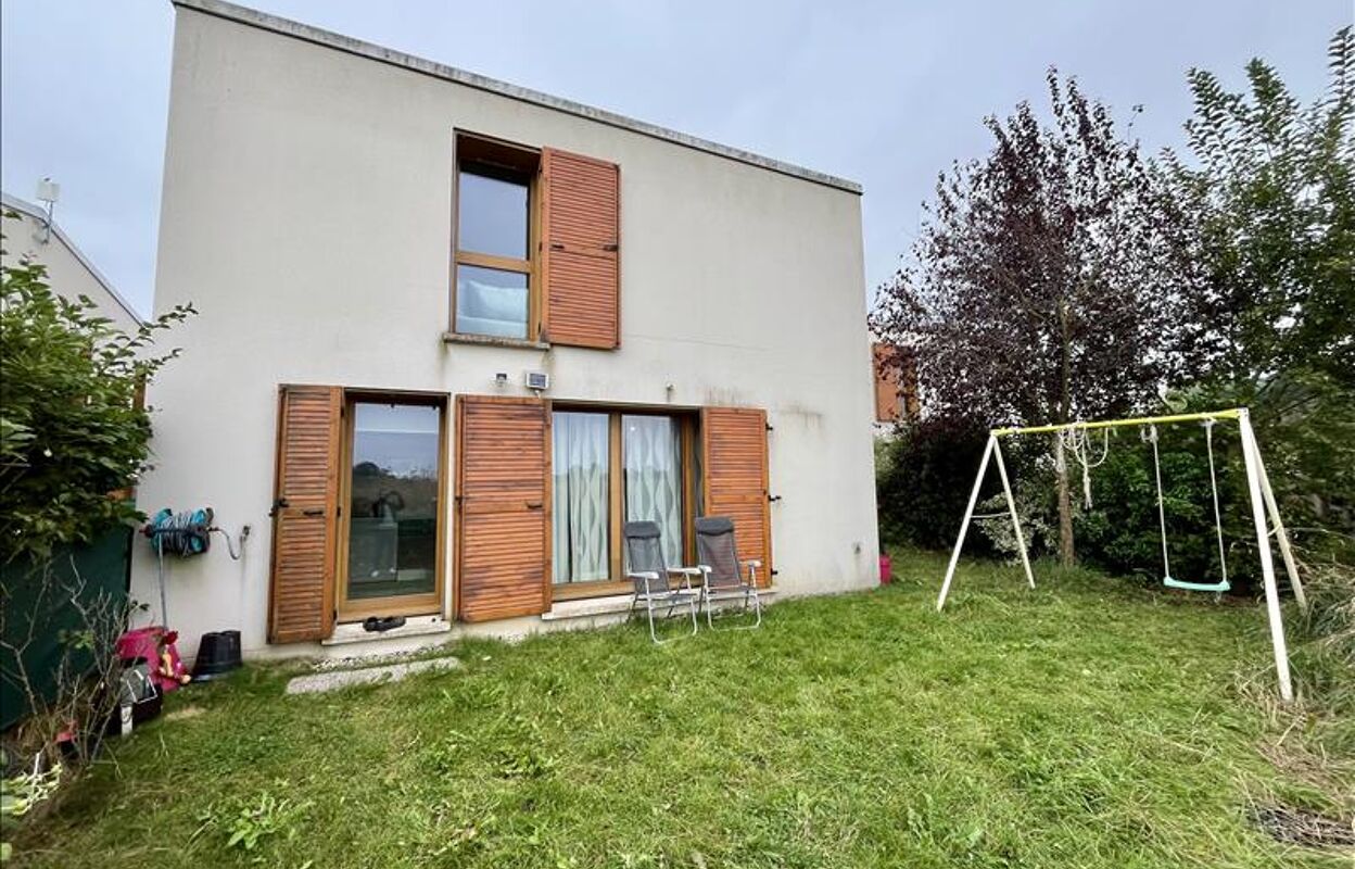 maison 5 pièces 92 m2 à vendre à Menucourt (95180)