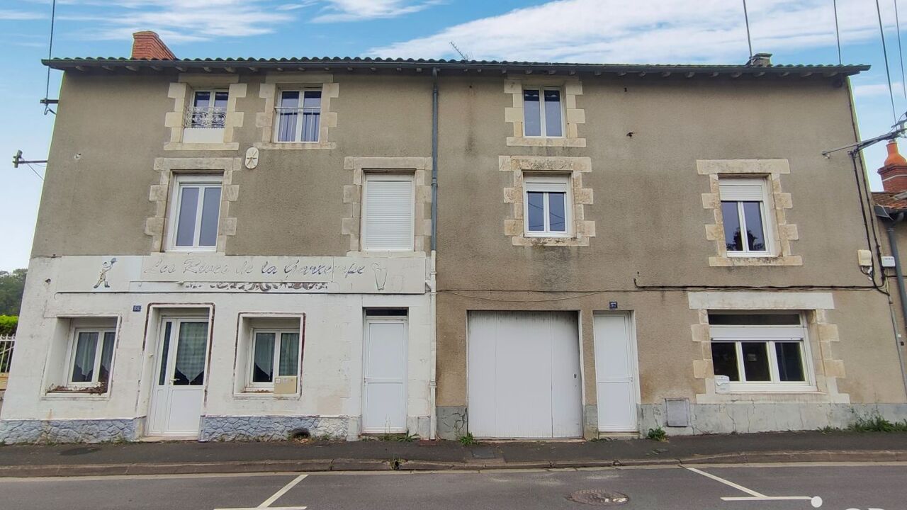 maison 14 pièces 350 m2 à vendre à Montmorillon (86500)