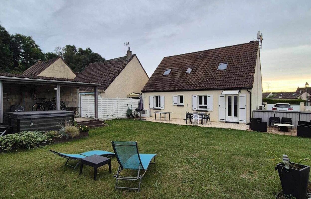 maison 6 pièces 130 m2 à vendre à Cires-Lès-Mello (60660)