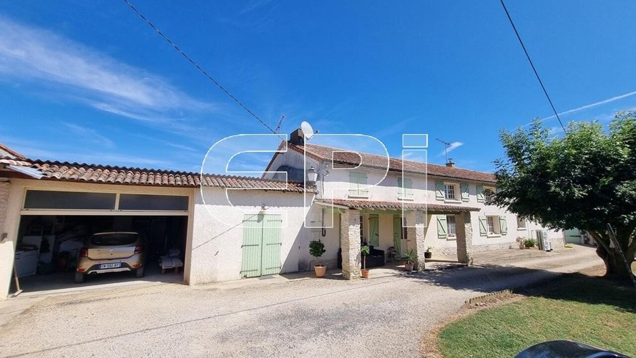 maison 8 pièces 214 m2 à vendre à Mirebeau (86110)